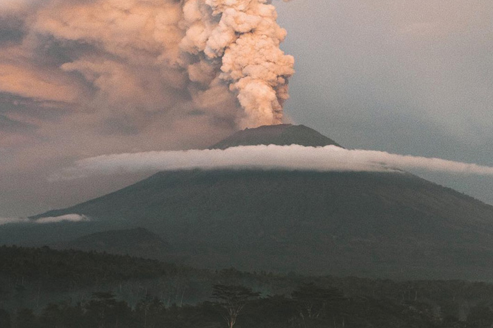 восхождение на вулкан Агунг на Бали